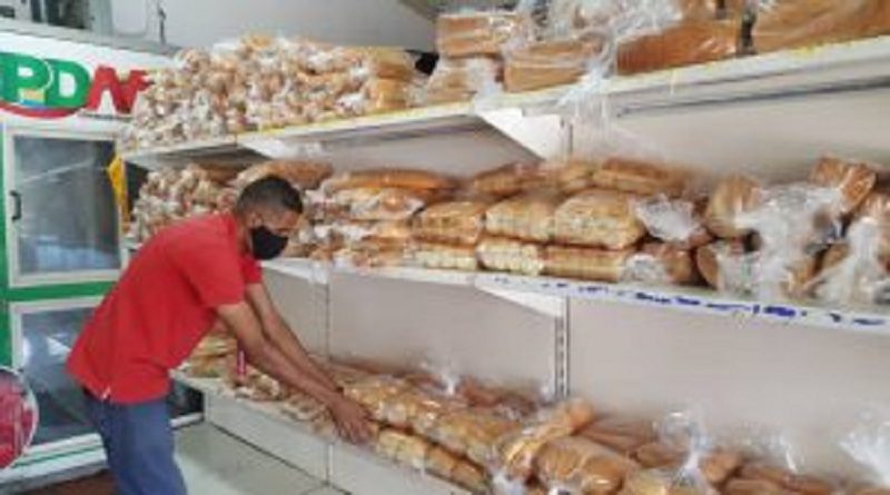 Rutan del Pan distribuye 943 combos a familias del Distrito Capital