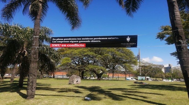 Trabajadores del Hospital de Clínicas inician paro en Paraguay