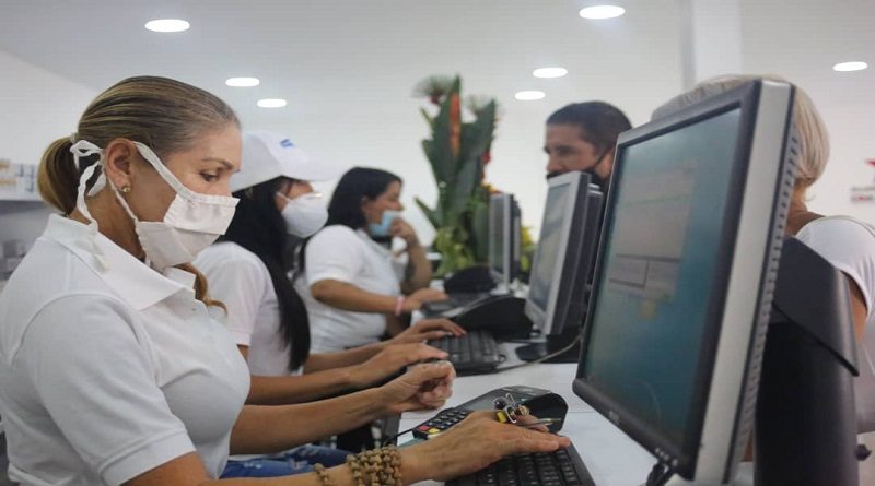 Más de 40 toneladas de medicamentos provenientes de Iran serán distribuidos en Farmacias Caribe de Caracas