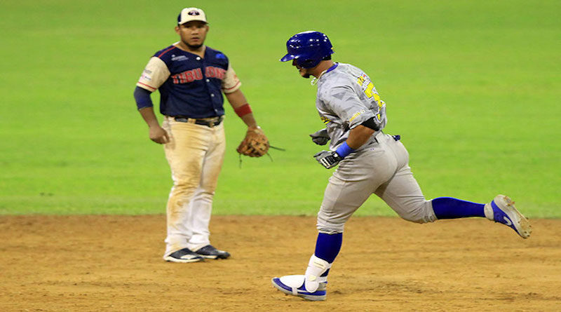 Magallanes no le dejó vida a La Guaira en doble cartelera