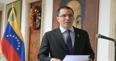 Jorge Arreaza a la UE: Dicen a los cuatro vientos que quieren ayudar en el diálogo, pero se auto anulan con las acciones ¡Vaya paradoja!