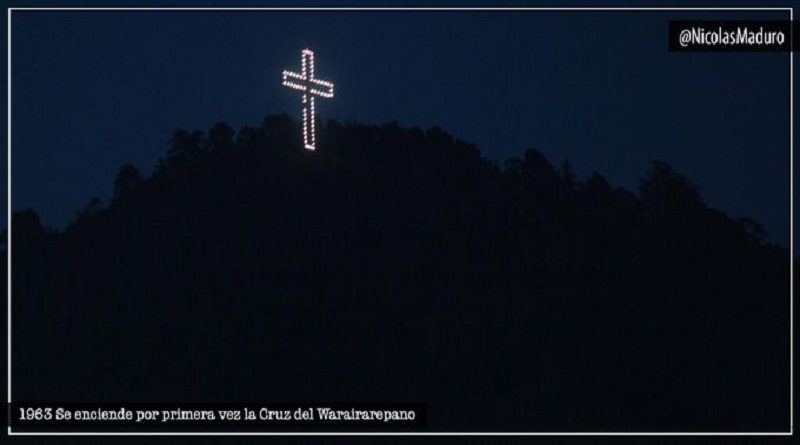 Caraqueños celebran 57 años del encendido por primera vez de la Cruz del Ávila, tradición que marca la Navidad