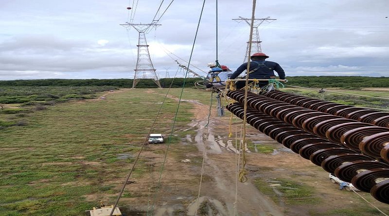 Corpoelec culmina mantenimiento en las líneas Tablazo-Cuatricentenario para garantizar un mejor servicio en el Zulia