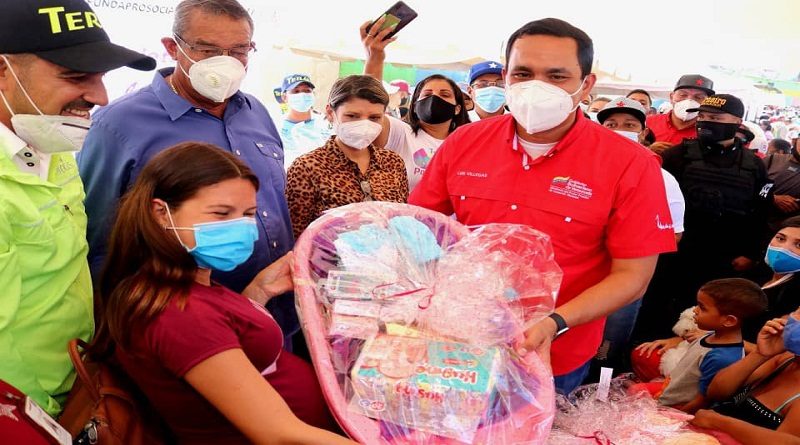 Programa Una Estrella de Mar realiza jornada integral en sector Canaima de La Guaira