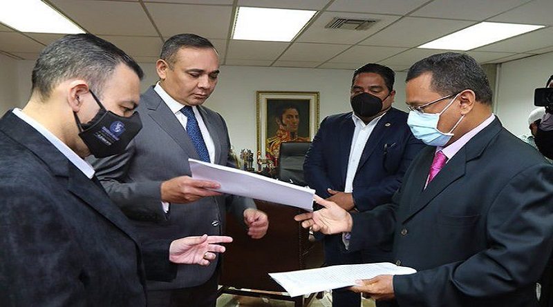 Diputados de oposición solicitan al TSJ declarar nulidad de reforma que pretende extender funcionamiento de la AN en desacato