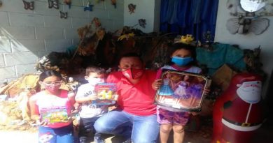 Gobierno Bolivariano entrega juguetes a niños y niñas de Trujillo