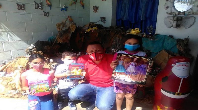 Gobierno Bolivariano entrega juguetes a niños y niñas de Trujillo