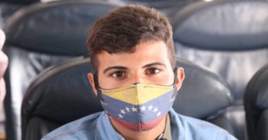 Venezuela recibe a 96 connacionales procedentes de Ecuador a través del Plan Vuelta a la Patria