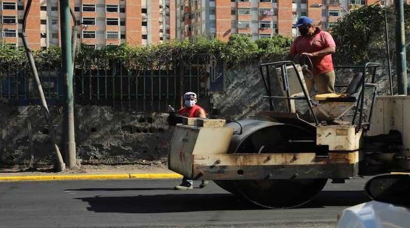 Más de 10 mil toneladas de asfalto han sido colocadas durante este 2020 en Caracas