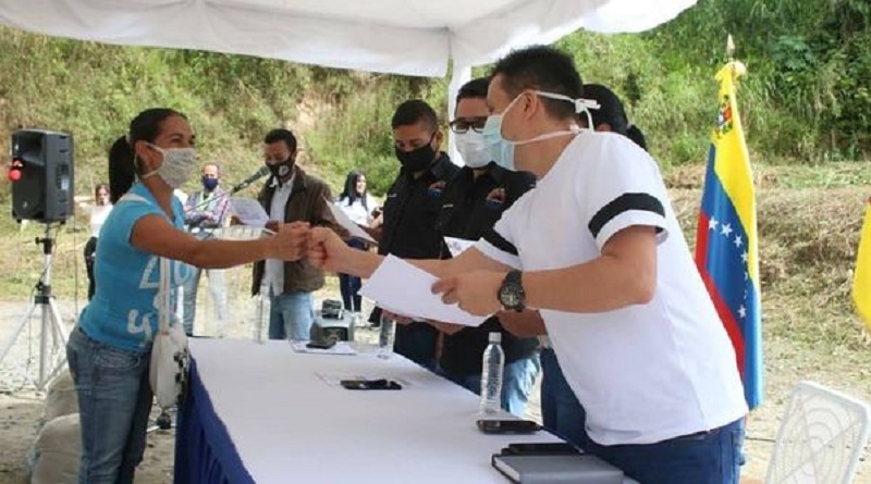 Alcaldía de Carrizal entrega material de construcción para Plan de Obras Comunitarias