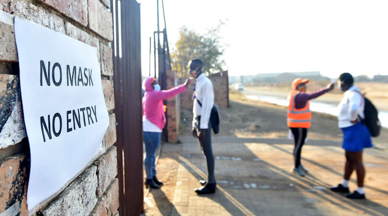 Sudáfrica blinda fronteras para contener segunda ola de COVID-19