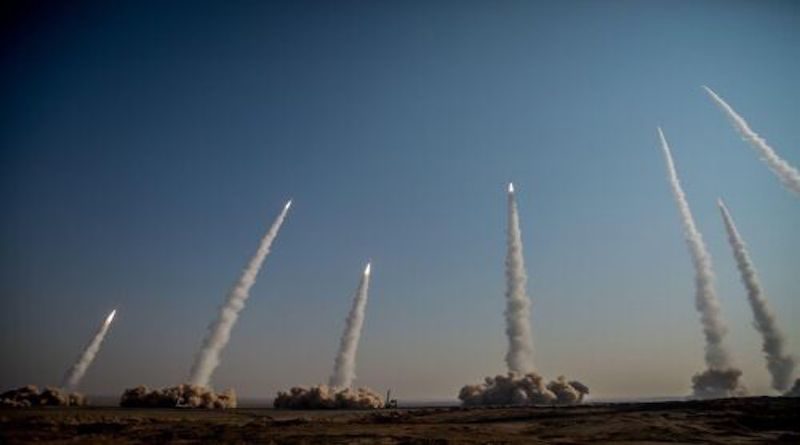 Comienza la primera fase de las maniobras Payambar-e Azam en región desértica central de Irán