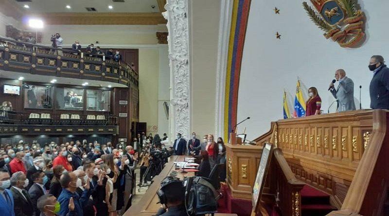 AN juramenta a diputados y diputadas en sesión ordinaria del Parlamento