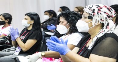 Un total de 140 emprendedoras de Monagas fueron favorecidas con la certificación de manipulación de alimentos y permisos sanitarios, luego de terminar el Taller de Inocuidad