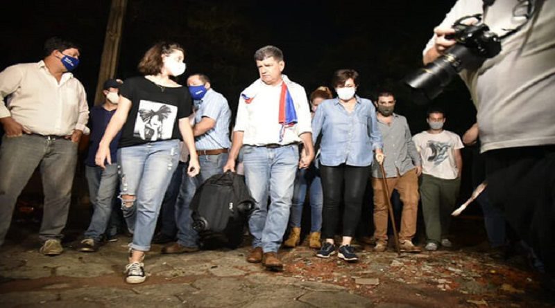 Opositor paraguayo Efraín Alegre ingresa a cárcel policial
