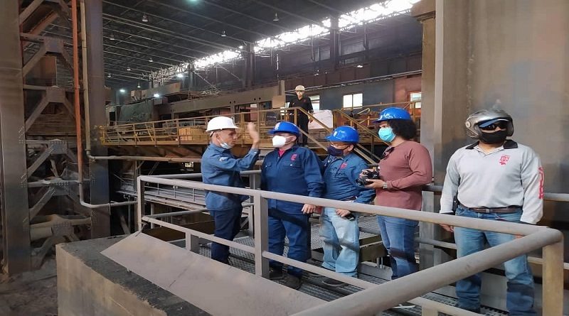 Autoridades se reúnen con clase obrera de Siderúrgica del Orinco en el estado Bolívar para impulsar la producción nacional