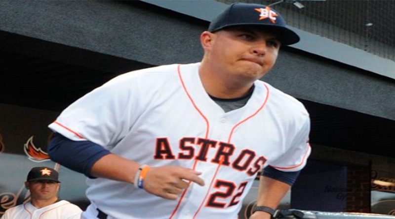 Astros ratifican al venezolano Omar López como coach para la temporada 2021