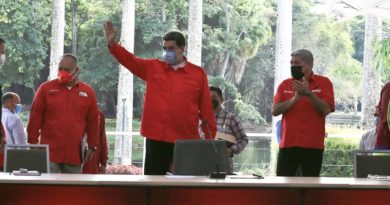 Presidente del PSUV | Nicolás Maduro: Vamos a defender el legado de Chávez denunciando con nombre y apellido a los antipsuvistas y divisionistas
