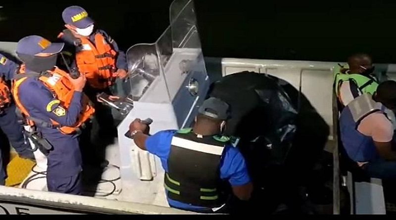Naufragio de dos embarcaciones en Colombia deja al menos 9 personas sin vida