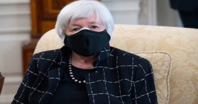 EE.UU. urge al G20 aumentar ayudas para mejorar acceso mundial a las vacunas antiCOVID-19, pese a que mantiene bloqueo contra países soberanos