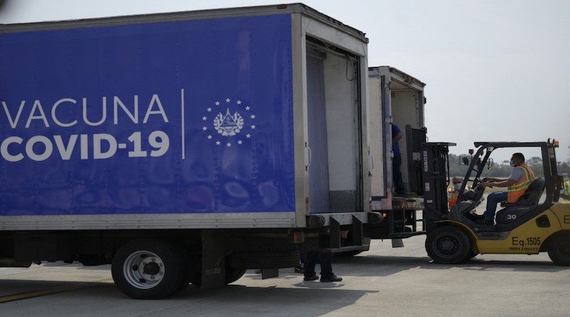 El Salvador recibió 20 mil vacunas contra la COVID-19