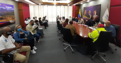 Escuela de Transportista reconfigurará sistema de transporte en el país