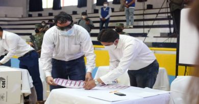 Nueva modalidad de voto en Ecuador permite a Adultos mayores y personas con discapacidad sufragar en Casa