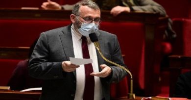 Diputados franceses votan a favor de polémica ley contra el islam