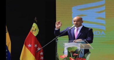 Gobernador Héctor Rodríguez afirma que avances que se han logrado en tres años de gestión son producto del esfuerzo de un pueblo unido