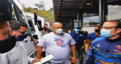 Realizan despliegue en terminal La Bandera de Caracas para supervisar correcto funcionamiento y verificar costos y tarifas de viajes