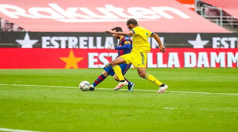 Cádiz empató en el último minuto al Barcelona y lo aleja de la lucha por el título de la Liga española