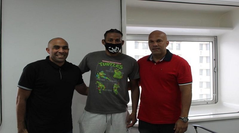 Broncos de Caracas fichan a José Manaure para la temporada 2021 de la Superliga