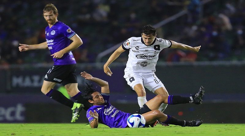 Fernando Aristiguieta marca un tanto en goleada del Mazatlan FC 3-0 ante Querétaro en la liga mexicana