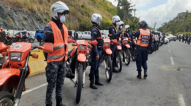Supervisan punto de control en Miranda para el retorno de temporadistas en Carnavales Bioseguros 2021