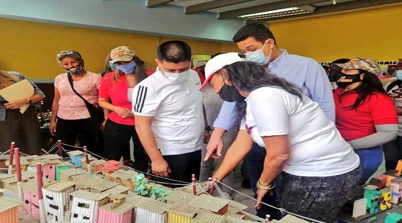 Parlamentarismo de Calle revisa y debate junto al Poder Popular las necesidades concretas de las comunidades