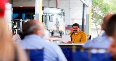 Presidente Maduro celebra 30 años como operador de Metrobús con implementación de Escuelas del Transportista en la Gran Misión Transporte Venezuela