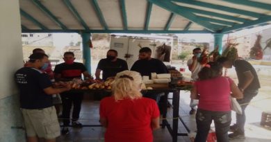 Distribuyen una tonelada de alimentos en urbanismo Ciudad Zamora de Miranda