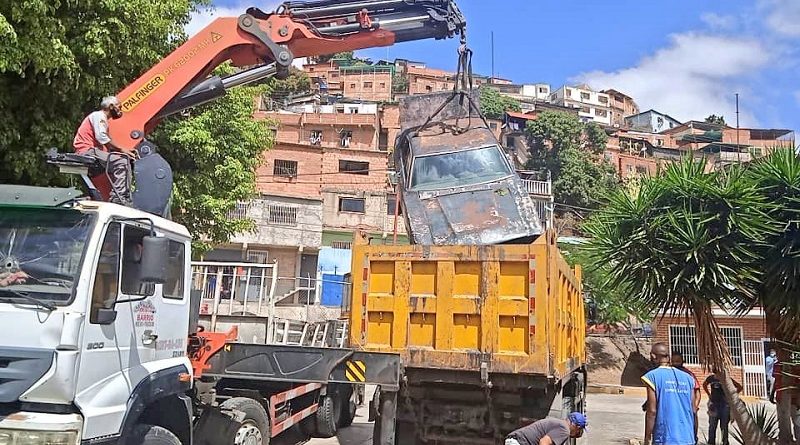 Gobierno Bolivariano recolectó en el mes de enero 1300 toneladas de desechos sólidos en Caracas