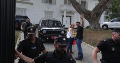 Pdte. AN Jorge Rodríguez a prófugo Leopoldo López: Es a la madre del 1erTte. Montesinos a quien debes dar explicaciones de su asesinato en Colombia