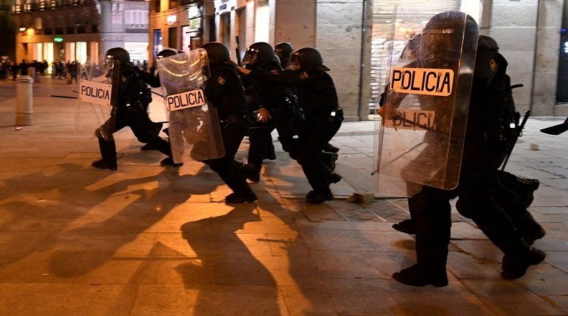 Encarcelamiento de rapero en España genera más de 50 manifestantes detenidos y estrés político en el país