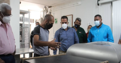 Alcaldía de Vargas evalúa convenio con empresa privada para poner en funcionamiento planta procesadora de pescado