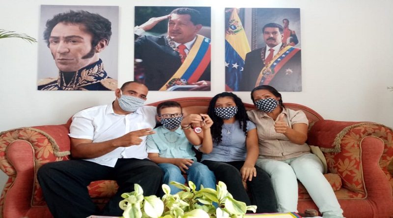 GMVV entrega la llave 3.503.789 a familia del urbanismo Amarilis de Maturín