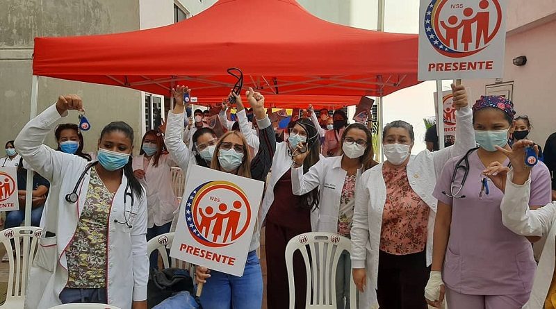 IVSS entrega residencias rotativas a estudiantes de postgrado de medicina en Caracas