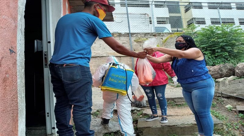 Feria del Campo Soberano | Mercal beneficia a más de 3 mil familias con la entrega de combos proteicos en parroquia Macarao de Caracas