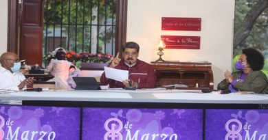 Anuncio Presidencial: Todos los créditos y ayudas del Banco de la Mujer a mujeres emprendedoras serán entregadas en Petros