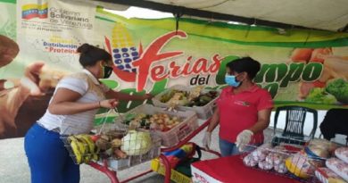 Pdval realiza Feria del Campo Soberano para atender a más de 100 familias del municipio Maturín en Monagas