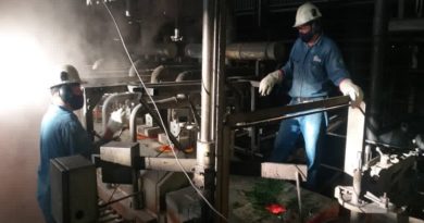 Planta Valera de Venvidrio activa operaciones tras acondicionamiento de maquinaria realizado por trabajadores en Trujillo