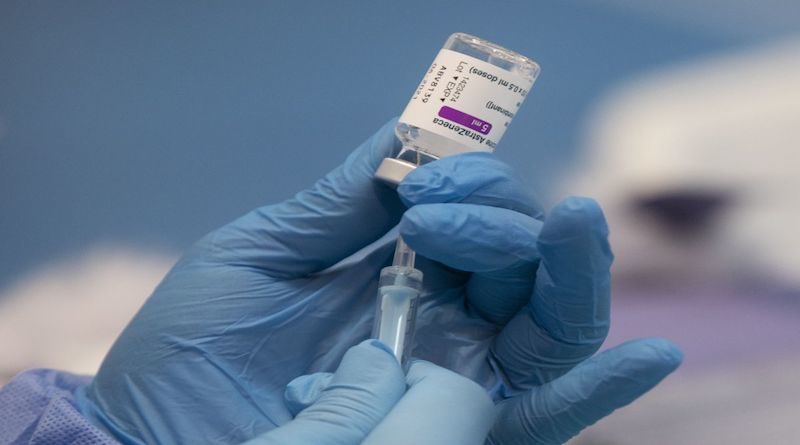 Berlín y Múnich suspenden la vacunación con AstraZeneca tras la muerte por trombosis de 9 inmunizados