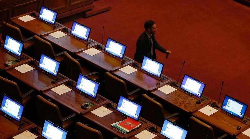 Cámara de Diputados aplaza elecciones a petición de Piñera