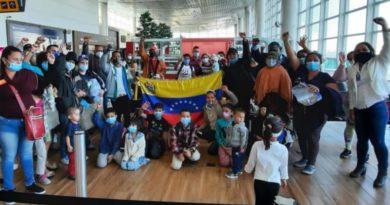Arriban al país 96 connacionales procedentes de Ecuador a través del Plan Vuelta a la Patria